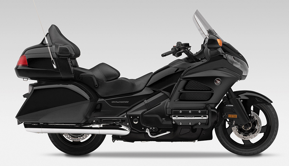 honda_goldwing_black_low