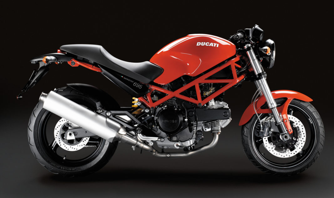 Ducati Monster 695 – medium rare